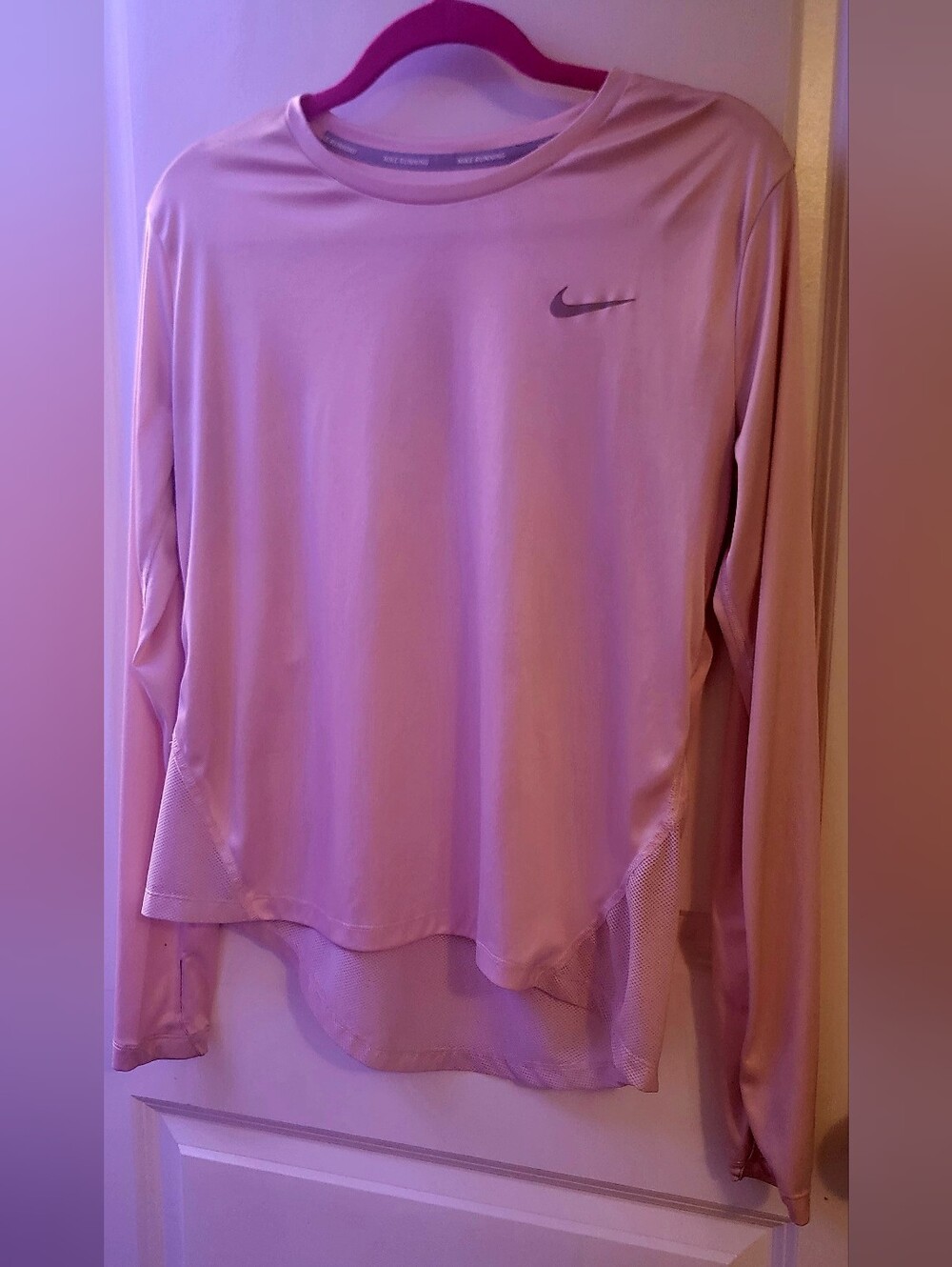 Nike Women’s Long-Sleeve Pink Performance Top Size: M